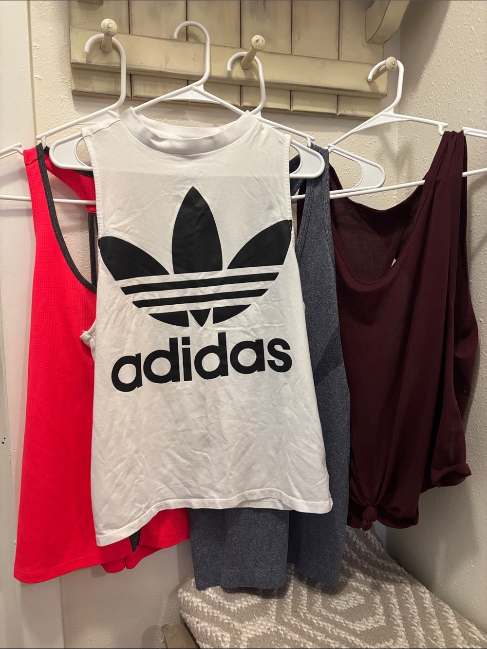 Women’s Work Out Tops